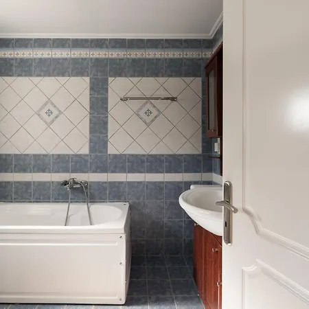 Ionian Memories * Yénion