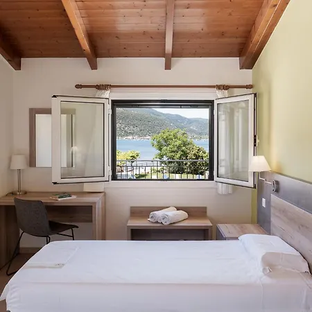 Ionian Memories Yénion